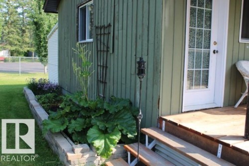 28 Silver Beach, Rural Wetaskiwin County, AB - Outdoor With Exterior