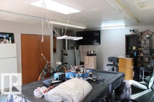 28 Silver Beach, Rural Wetaskiwin County, AB - Indoor