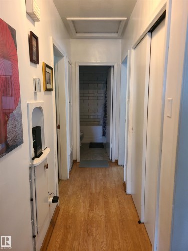 10115 83 Avenue Nw, Edmonton, AB - Indoor Photo Showing Other Room