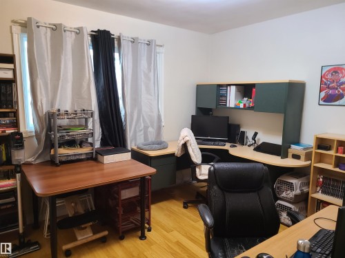 10115 83 Avenue Nw, Edmonton, AB - Indoor Photo Showing Office