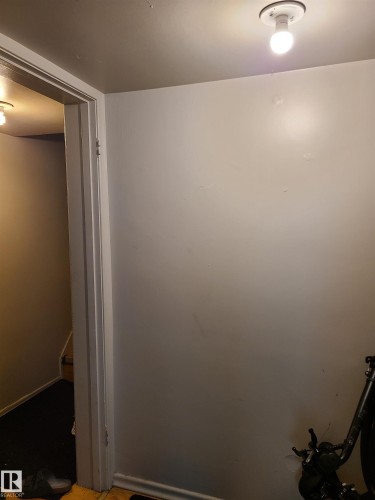 10115 83 Avenue Nw, Edmonton, AB - Indoor Photo Showing Other Room