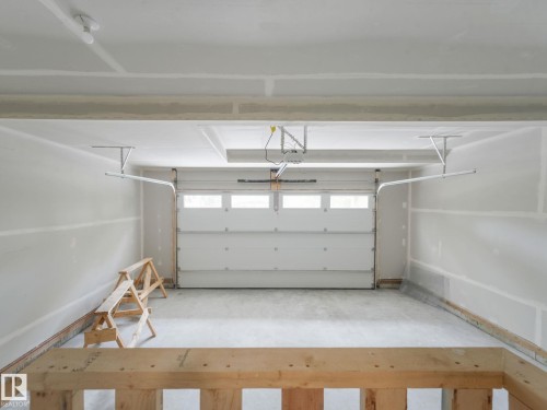 23A Sable Crescent, St. Albert, AB - Indoor Photo Showing Garage