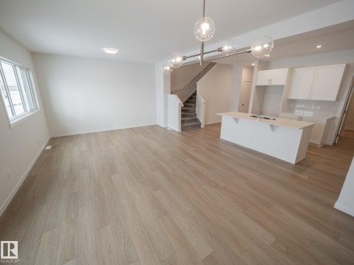 8720 224 Street, Edmonton, AB - Indoor Photo Showing Kitchen