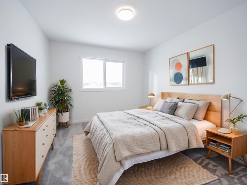 8720 224 Street, Edmonton, AB - Indoor Photo Showing Bedroom