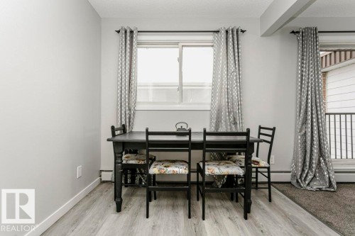 404 10320 113 Street, Edmonton, AB - Indoor