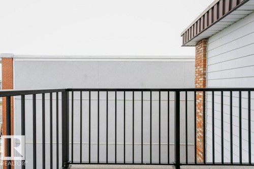 404 10320 113 Street, Edmonton, AB - Outdoor