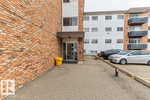 404 10320 113 Street, Edmonton, AB - Outdoor