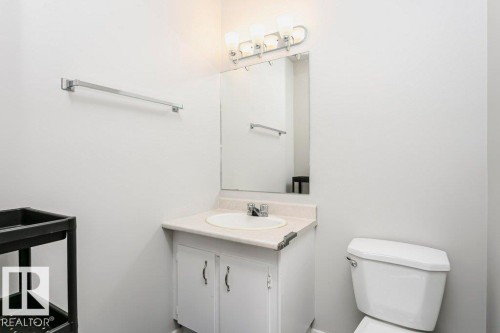 404 10320 113 Street, Edmonton, AB - Indoor Photo Showing Bathroom