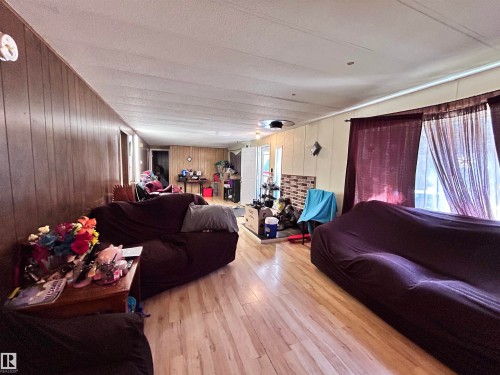 3260 Calling Lake Drive, Calling Lake, AB - Indoor