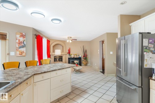 4908 187 Street, Edmonton, AB - Indoor Photo Showing Kitchen