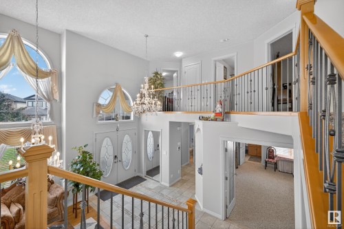 10671 180 Avenue, Edmonton, AB - Indoor Photo Showing Other Room