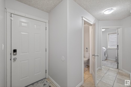 10671 180 Avenue, Edmonton, AB - Indoor Photo Showing Other Room