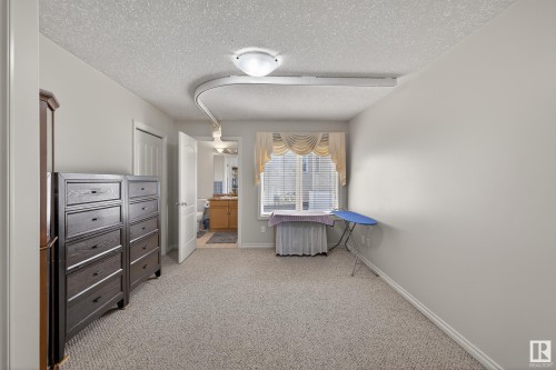 10671 180 Avenue, Edmonton, AB - Indoor