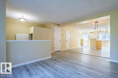 41 8304 11 Avenue, Edmonton, AB - Indoor