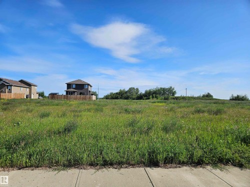 4820 54 Avenue, Redwater, AB 