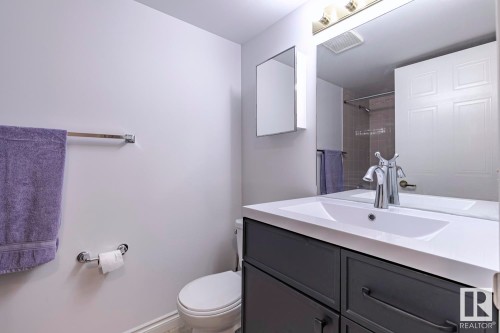 516 3 Perron Street, St. Albert, AB - Indoor Photo Showing Bathroom