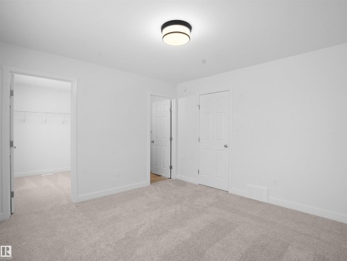9716 Carson Place, Edmonton, AB - Indoor Photo Showing Other Room