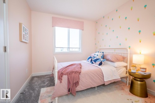 18166 73A Street, Edmonton, AB - Indoor Photo Showing Bedroom