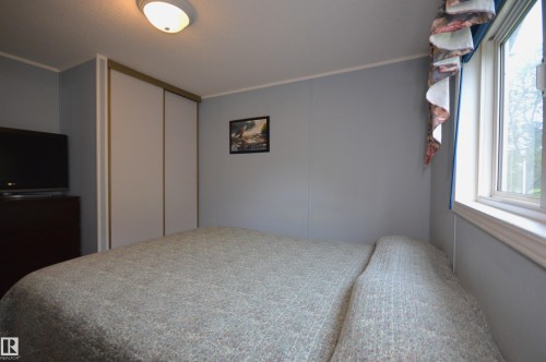 65001 Rge Rd 474, Rural Bonnyville M.D., AB - Indoor Photo Showing Bedroom