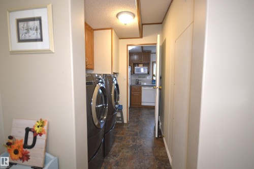 65001 Rge Rd 474, Rural Bonnyville M.D., AB - Indoor Photo Showing Laundry Room
