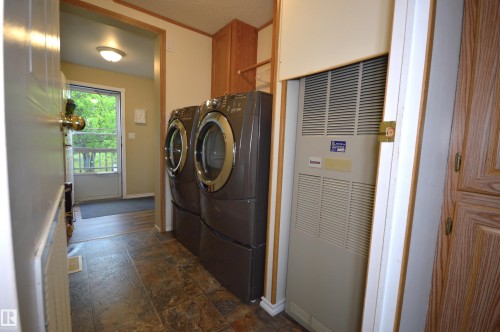 65001 Rge Rd 474, Rural Bonnyville M.D., AB - Indoor Photo Showing Laundry Room