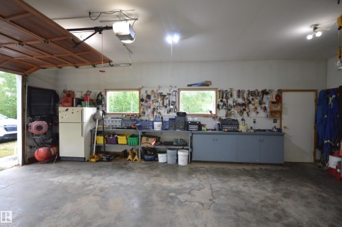 65001 Rge Rd 474, Rural Bonnyville M.D., AB - Indoor Photo Showing Garage