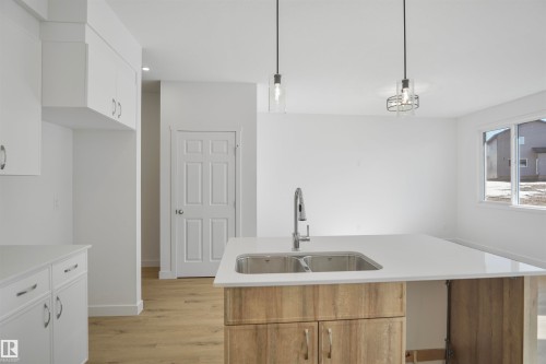 8504 183 Avenue, Edmonton, AB - Indoor Photo Showing Kitchen With Double Sink