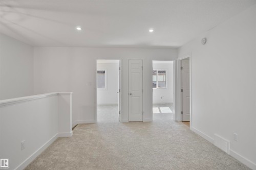 8504 183 Avenue, Edmonton, AB - Indoor Photo Showing Other Room