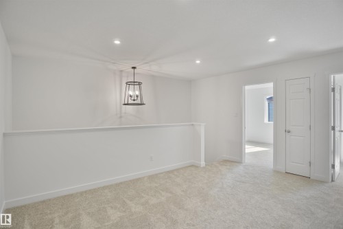 8504 183 Avenue, Edmonton, AB - Indoor Photo Showing Other Room