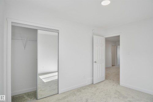 8504 183 Avenue, Edmonton, AB - Indoor Photo Showing Other Room