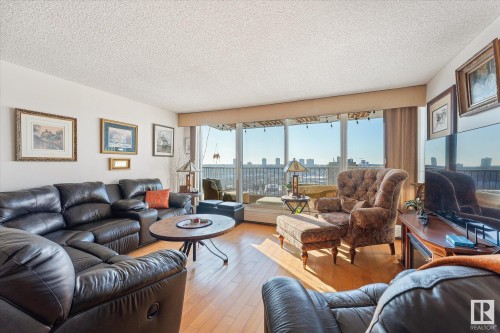 1002 9923 103 Street, Edmonton, AB - Indoor Photo Showing Living Room