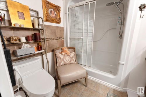 1002 9923 103 Street, Edmonton, AB - Indoor Photo Showing Bathroom