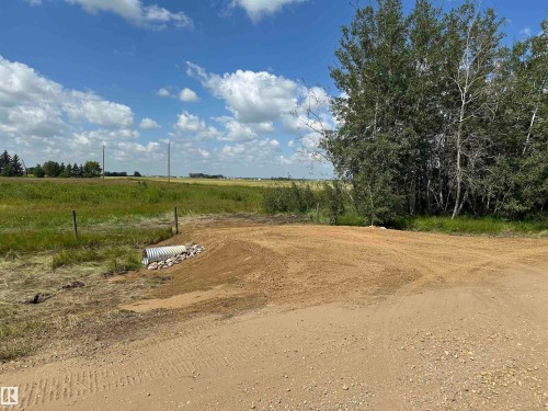 Hwy 613 Rge Rd 235, Rural Wetaskiwin County, AB 