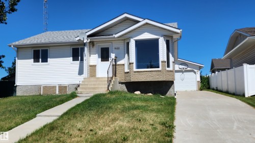5122 59 Avenue  Elk Point, AB T0A 1A0
