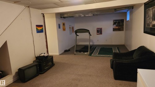 5122 59 Avenue, Elk Point, AB - Indoor