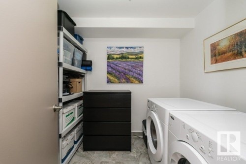 203 10009 102 Avenue, Edmonton, AB - Indoor Photo Showing Laundry Room