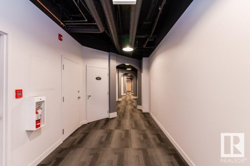 203 10009 102 Avenue, Edmonton, AB - Indoor Photo Showing Other Room