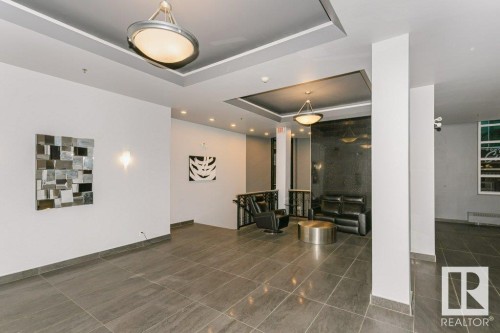 203 10009 102 Avenue, Edmonton, AB - Indoor Photo Showing Other Room