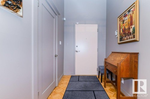 203 10009 102 Avenue, Edmonton, AB - Indoor Photo Showing Other Room
