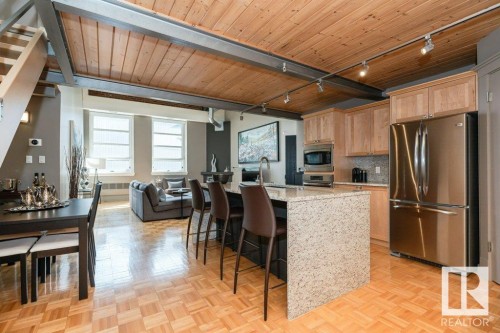 203 10009 102 Avenue, Edmonton, AB - Indoor Photo Showing Kitchen With Stainless Steel Kitchen