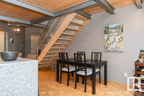 203 10009 102 Avenue, Edmonton, AB - Indoor Photo Showing Dining Room