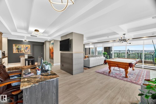 1601 10045 118 Street, Edmonton, AB - Indoor