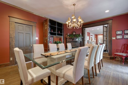 10226 Connaught Drive, Edmonton, AB - Indoor Photo Showing Dining Room
