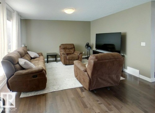 15 7289 South Terwillegar Drive, Edmonton, AB - Indoor Photo Showing Living Room