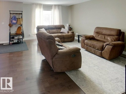 15 7289 South Terwillegar Drive, Edmonton, AB - Indoor Photo Showing Living Room