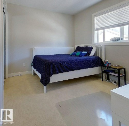 15 7289 South Terwillegar Drive, Edmonton, AB - Indoor Photo Showing Bedroom