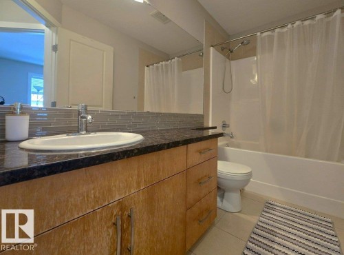 15 7289 South Terwillegar Drive, Edmonton, AB - Indoor Photo Showing Bathroom