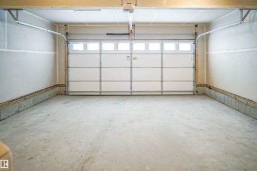 9732 Carson Place, Edmonton, AB - Indoor Photo Showing Garage