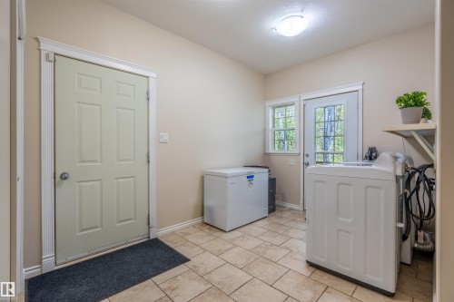 1 62313B Rge Rd 421 Road Nw, Rural Bonnyville M.D., AB - Indoor Photo Showing Laundry Room