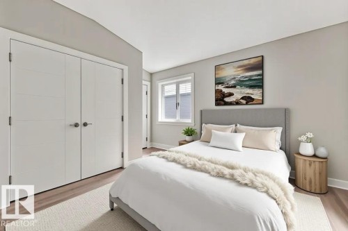 10806 72 Avenue, Edmonton, AB - Indoor Photo Showing Bedroom